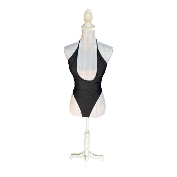 Black Swimsuit Size S NWT - Picture 1 of 4